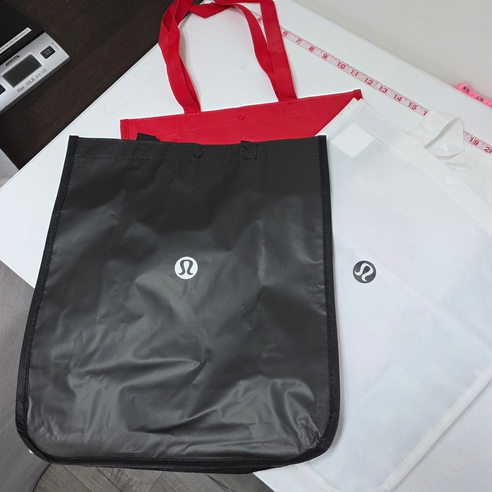 Set 3 Lululemon Reusable Shopping Bag Tote Snap Close Red Wht Blk 14 X 28‎ X 6.5